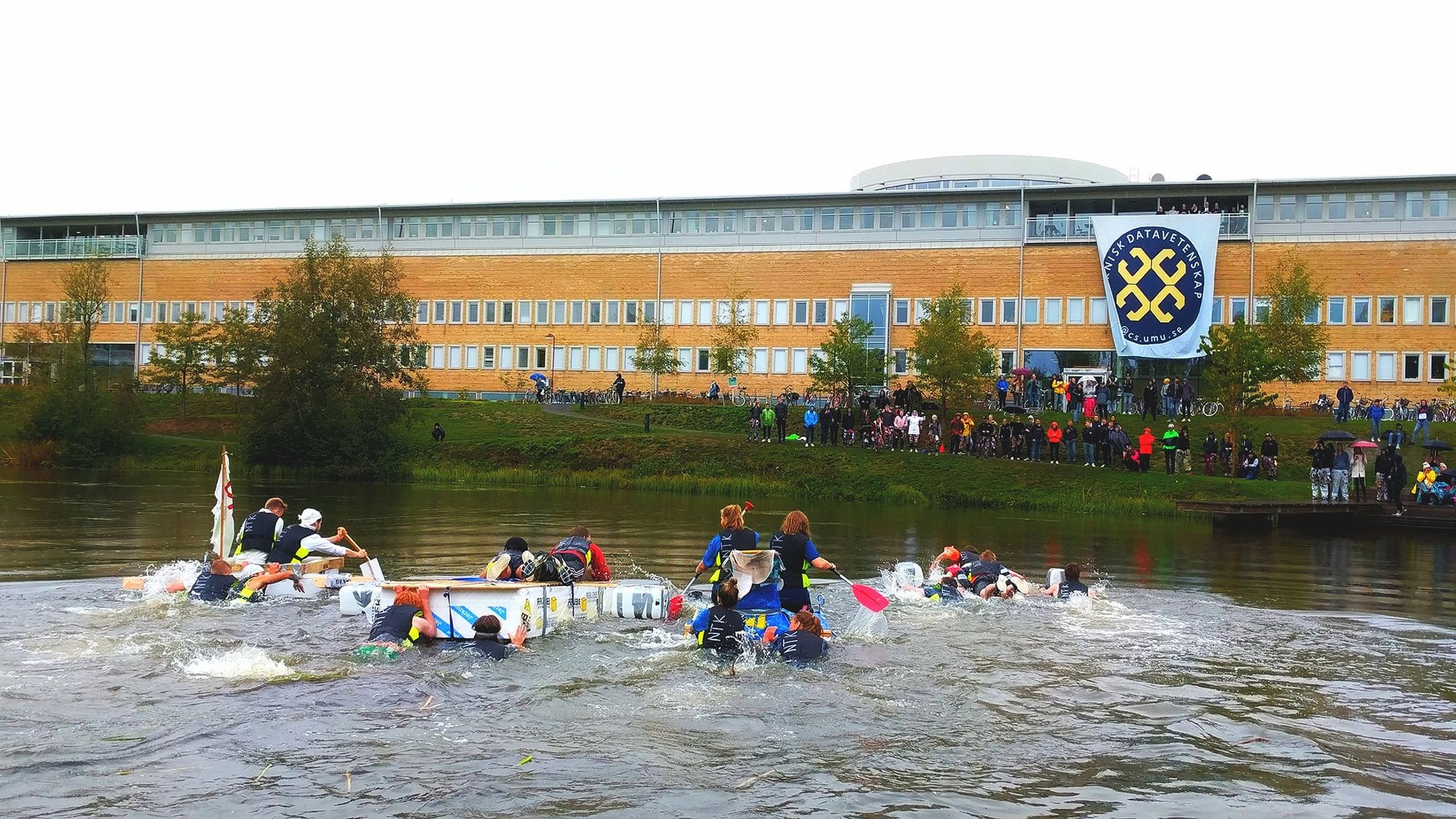 Dammplasket i campusdammen